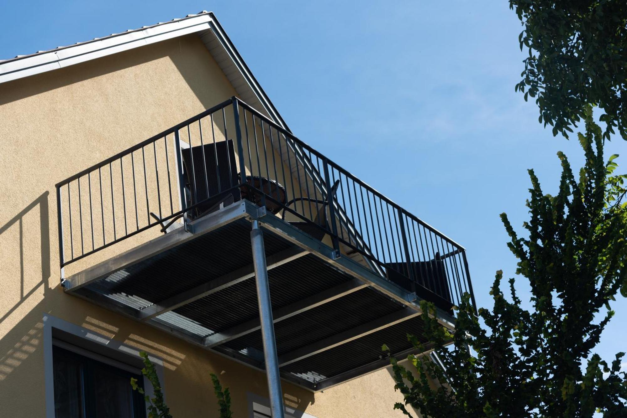Moderne, Gemuetliche Dg-Wohnung In Ruhiger Lage 纽保沃姆瓦尔德 外观 照片